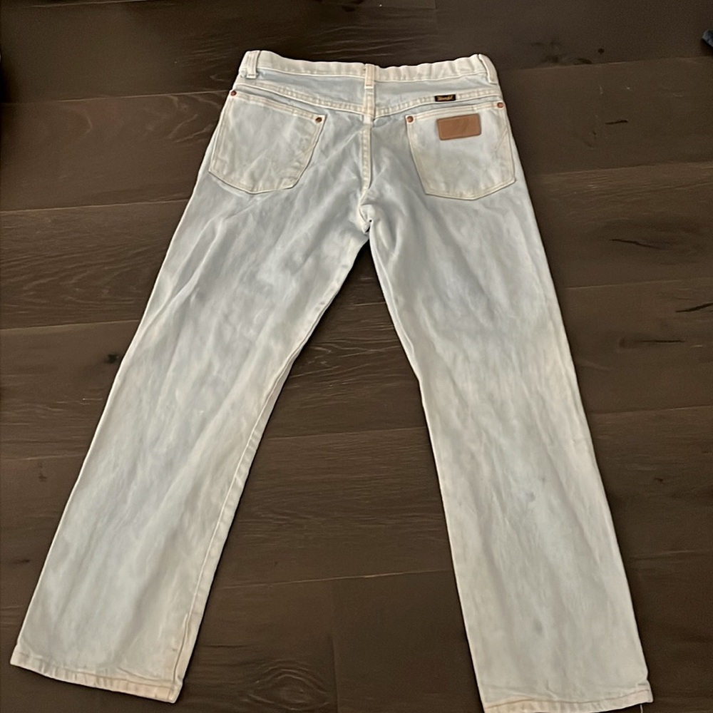 Wrangler very light wash baggy fit jeans